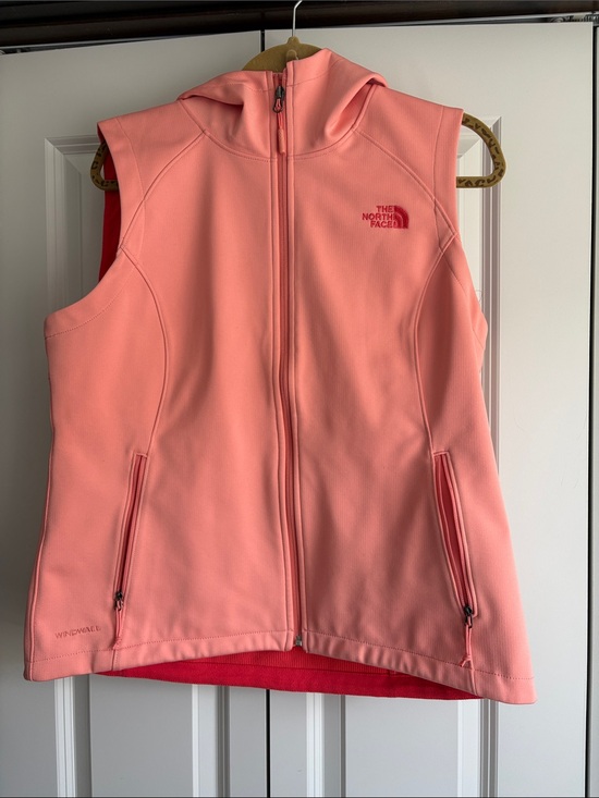 The North Face Jackets & Blazers - The North Face Coral Hooded Vest